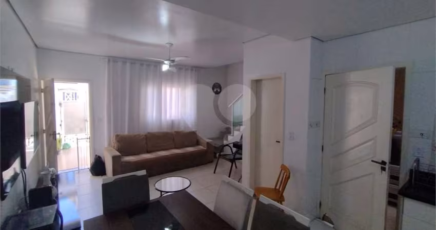 Sobrado com 2 quartos à venda em Vila Carmem - SP