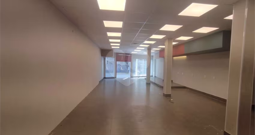 Prédio inteiro com 3 quartos à venda ou para locação em Vila Gomes Cardim - SP