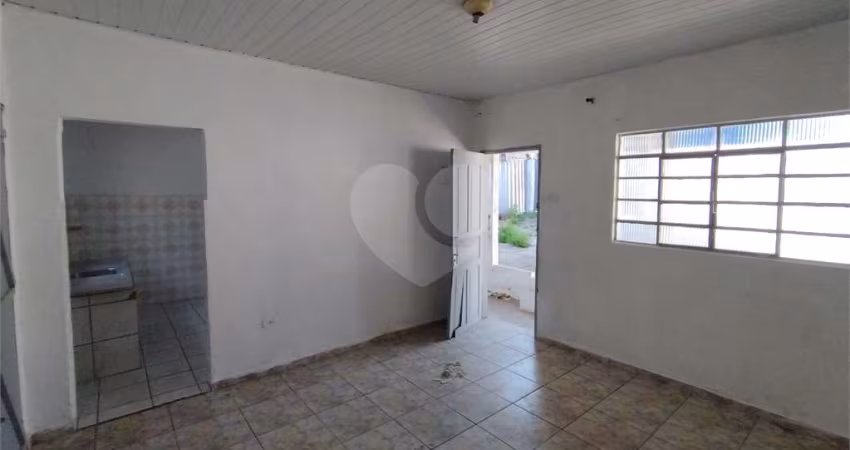 Casa térrea com 1 quartos à venda em Jardim Independência - SP