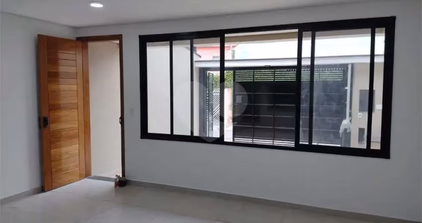 Casa com 3 quartos à venda na Rua Cruz Jobim, Vila Carrão, São Paulo