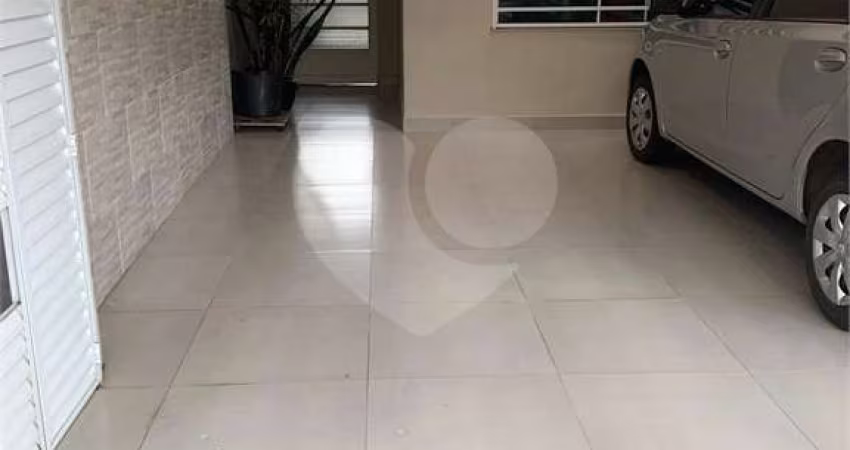 Sobrado com 3 quartos à venda em Jardim Avelino - SP