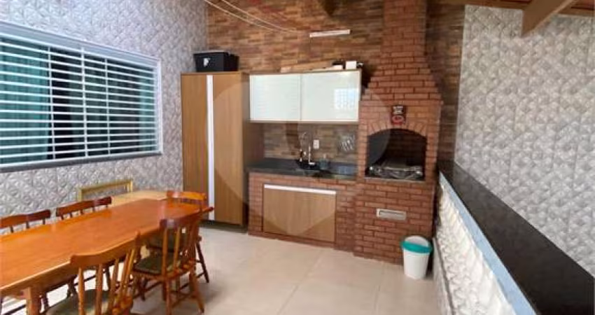 Sobrado com 3 quartos à venda em Vila Mendes - SP