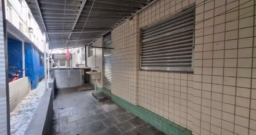 Apartamento 2 dormitórios - térreo com quintal - bnh - aparecida