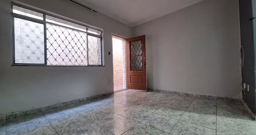 Apartamento de 1 dormitório térreo com quintal - embaré/santos