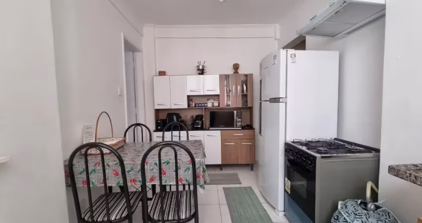 Sala living - completamente mobiliada - 1 quadra da praia em santos
