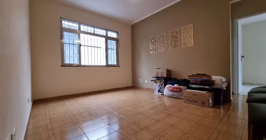 2 dormitórios no embaré - apenas 10 minutos da praia - oportunidade!
