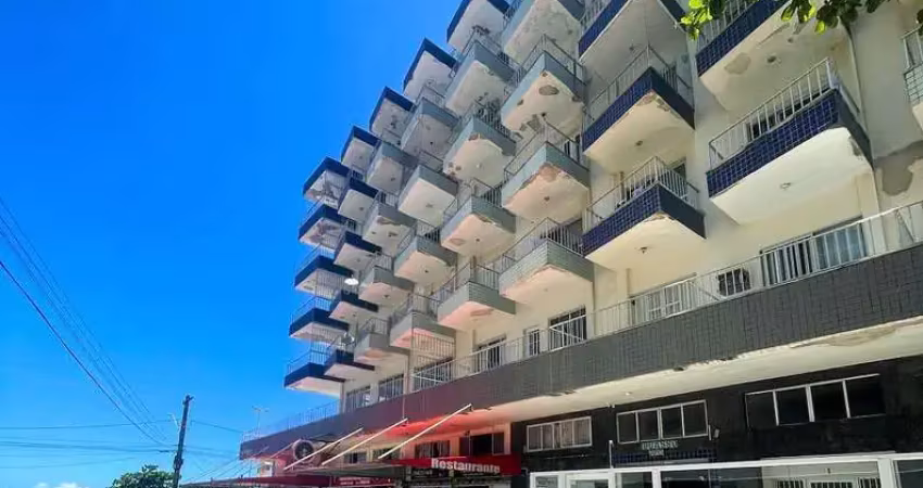Apartamento a venda na quadra do mar, com vista permanente para o mar