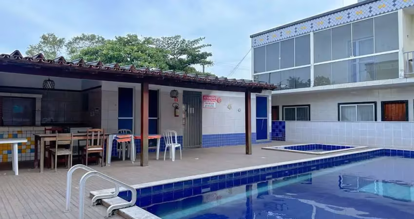 Casa 2 quartos a venda na praia do morro em condomínio, piscina e churrasqueira