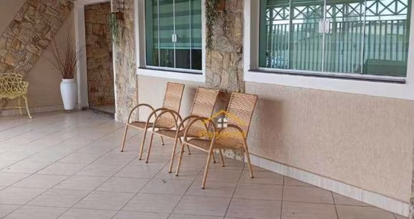 Casa com 2 dormitórios, e edícula no fundo com 2 dormitórios à venda por R$ 630.000 - Jardim Santa Rosa - Nova Odessa/SP