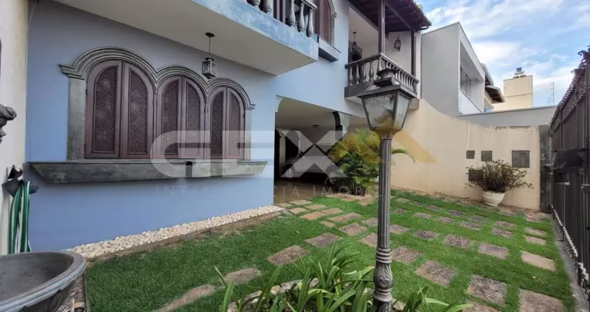 Casa com 5 quartos à venda na Rua Delfinópolis, 829, Santo Antônio, Divinópolis