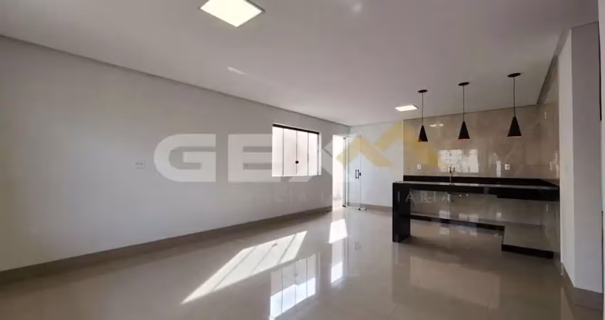 Apartamento térreo com área privativa e espaço gourmet no bairro jardim alterosa