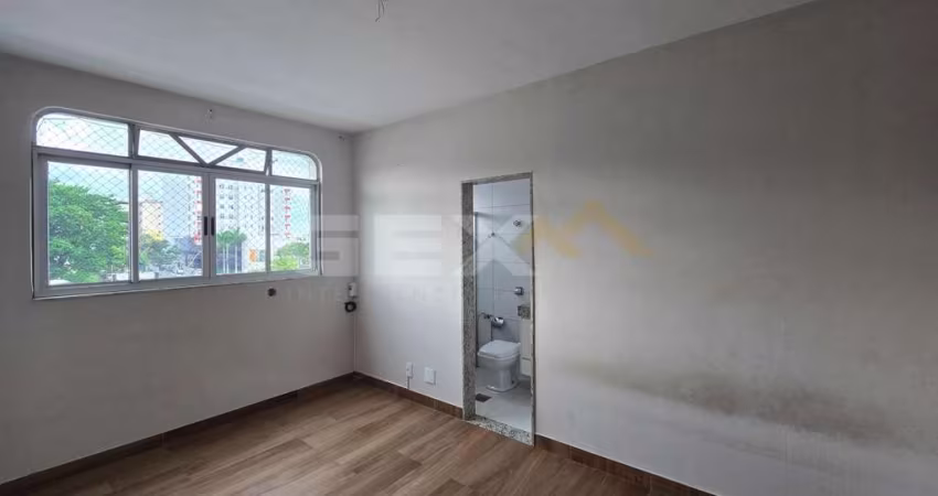 Apartamento à venda no bairro Santo Antônio, 3 quartos, 1 suíte e 1 vaga.