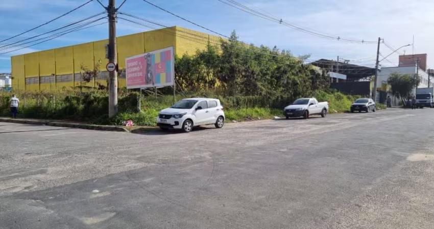 Lote comercial na região dos shoppings.