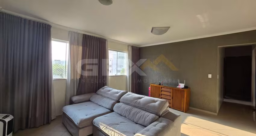 Apartamento à venda no Centro, 3 quartos sendo 1 suíte.