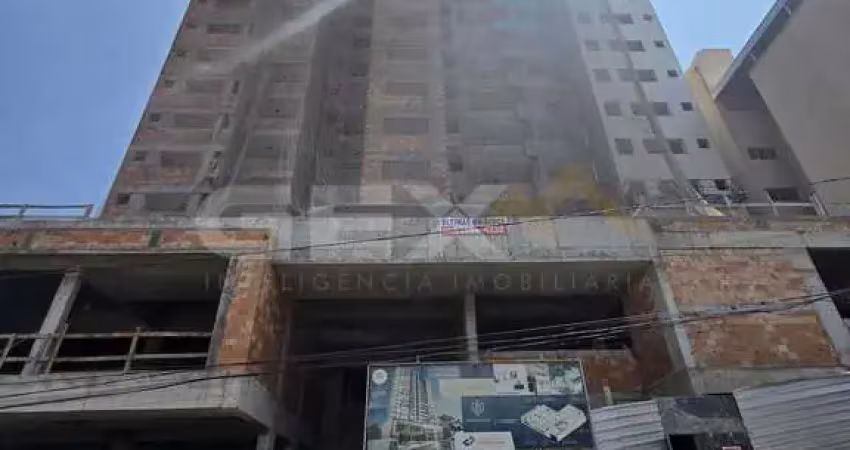Cobertura duplex em construção  no centro, 4 quartos com 2 suítes, sendo 1 maste