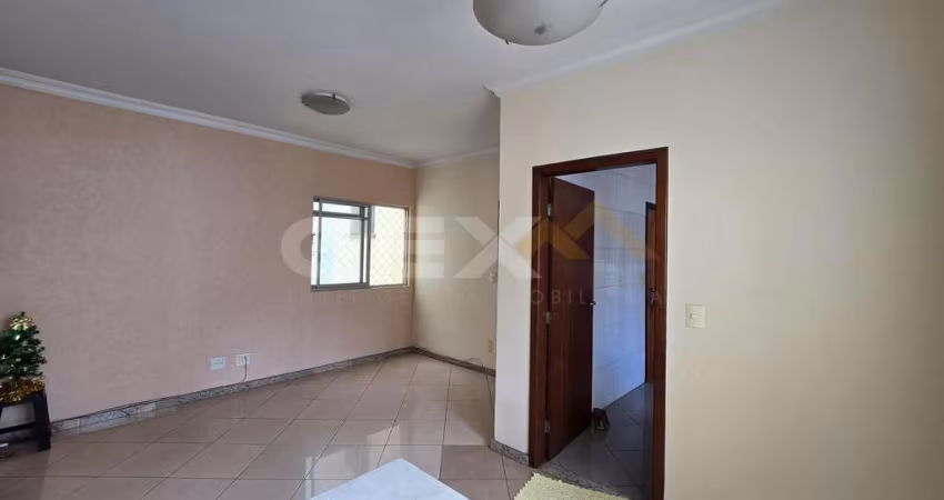 Apartamento à venda com 3 quartos, sendo 1 suíte, e 1 vaga no Centro