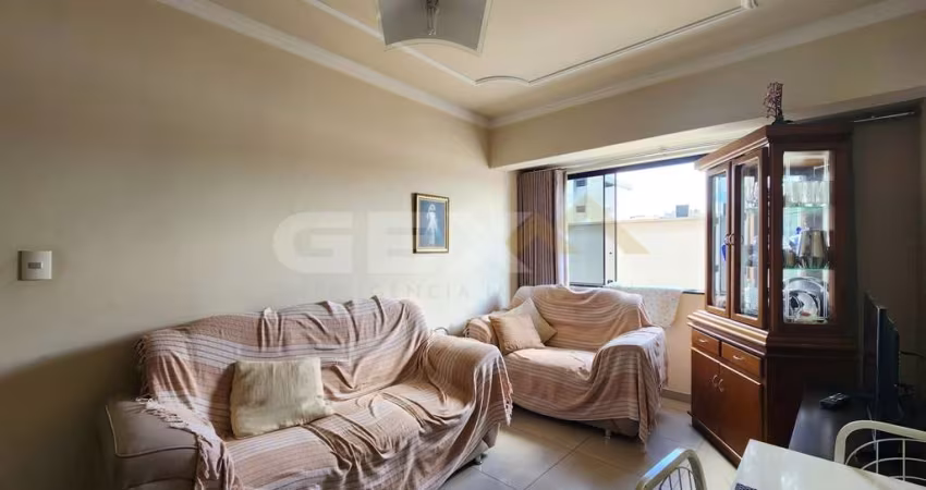 Apartamento à venda na Av. Paraná, 3 quartos sendo 1 suíte.