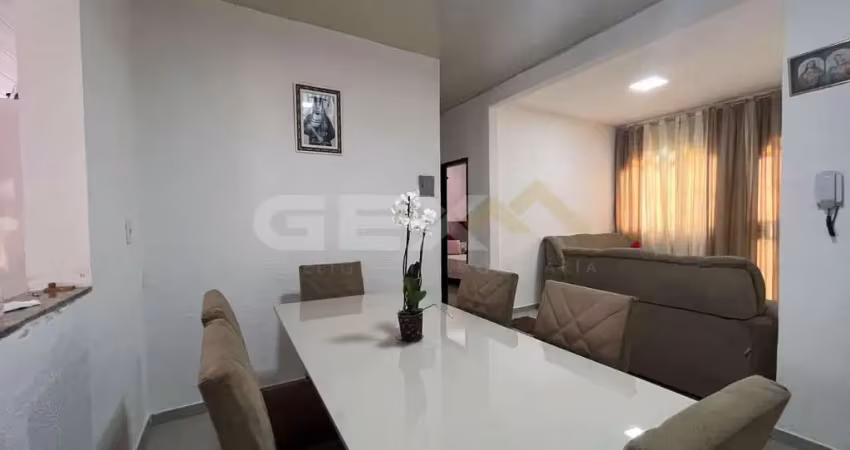 Casa à venda no bairro Planalto, 3 quartos sendo 1 suíte.