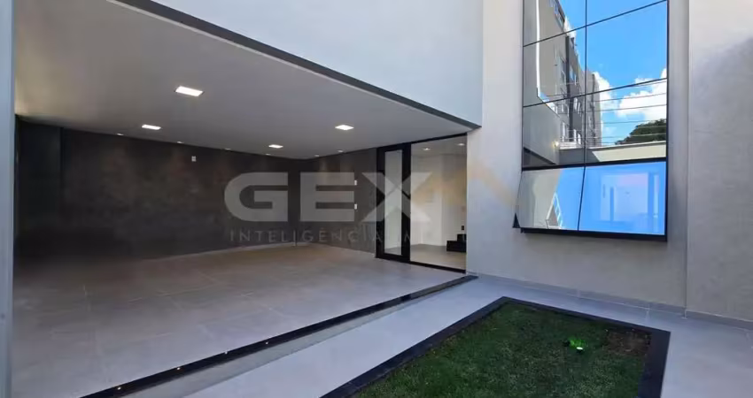 Casa à Venda no Bairro Santa Clara