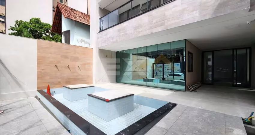 Cobertura Duplex à venda no Centro, 3 quartos sendo 1 suíte.