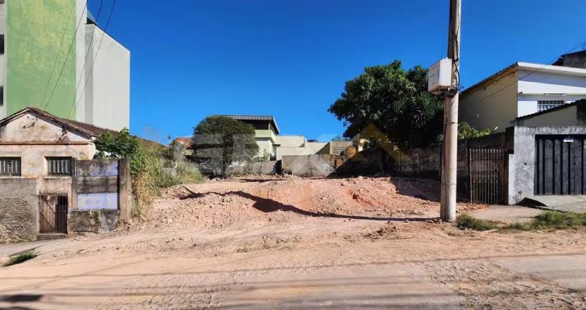Lote à venda no bairro Porto Velho com 308,45 m².