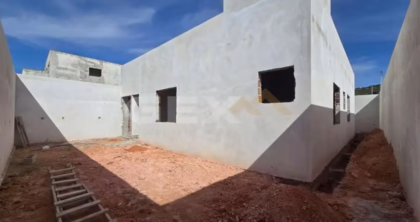 Casa à venda no bairro Altaville, 3 quartos, 1 suíte e 3 vagas.