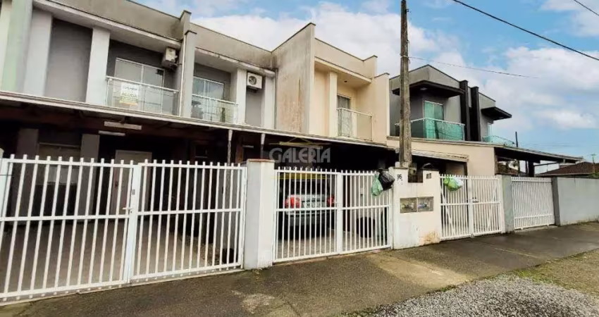 Sobrado geminado no espinheiros com 2 quartos para locação, 59 m²