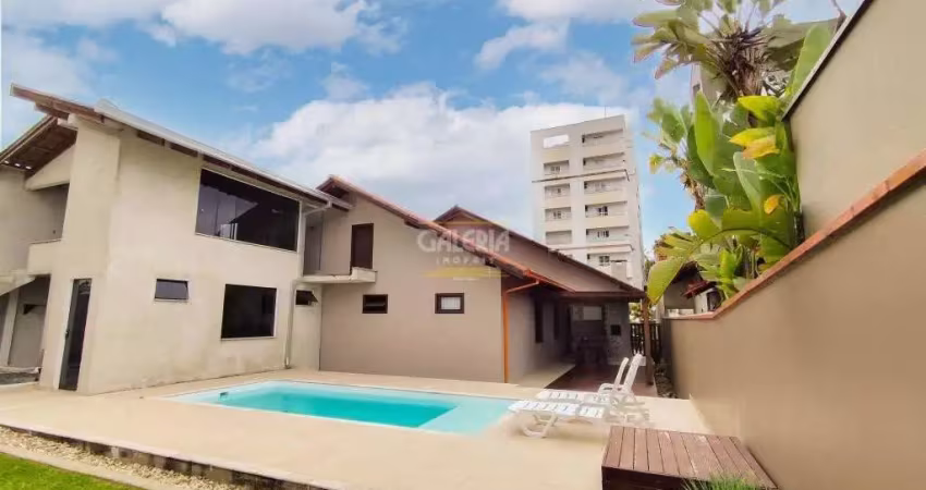 SOBRADO no BOM RETIRO com 3 quartos para LOCAÇÃO, 270 m²