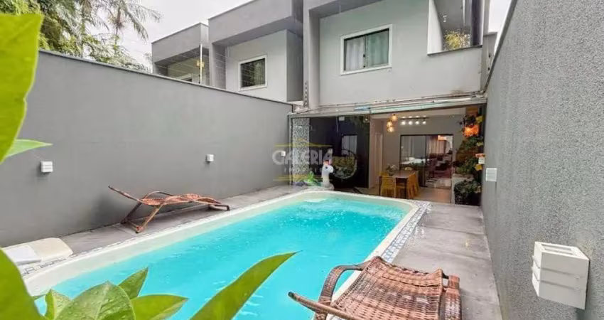 Sobrado geminado no glória com 3 quartos para venda, 156 m²