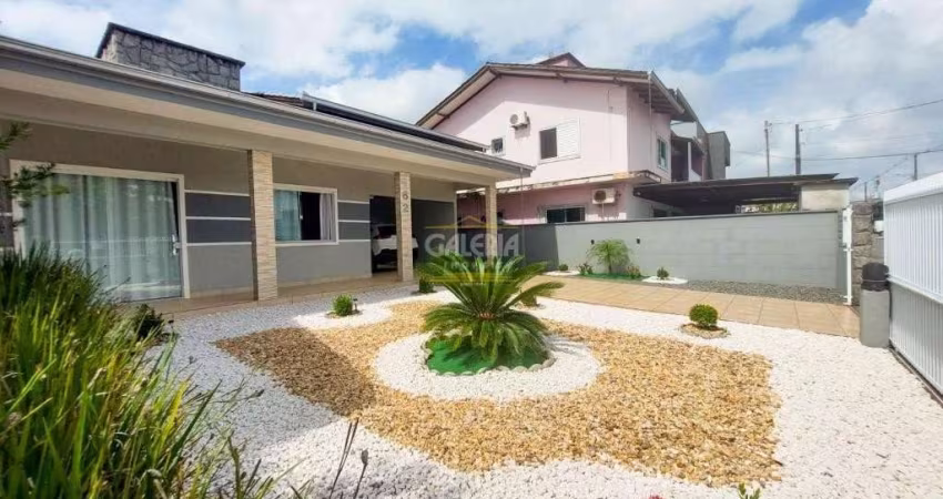 CASA no ESPINHEIROS com 2 quartos para VENDA, 180 m²
