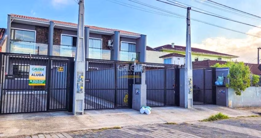 CASA GEMINADA no ESPINHEIROS com 2 quartos para LOCAÇÃO, 65 m²