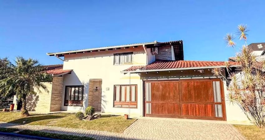 CASA EM CONDOMÍNIO FECHADO no SANTO ANTÔNIO com 3 quartos para VENDA, 234 m²