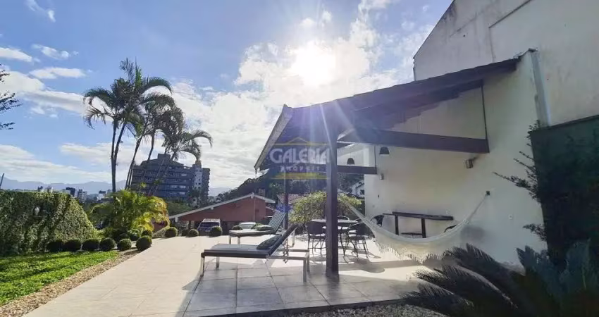 Casa com 4 quartos à venda no Saguaçu, Joinville 
