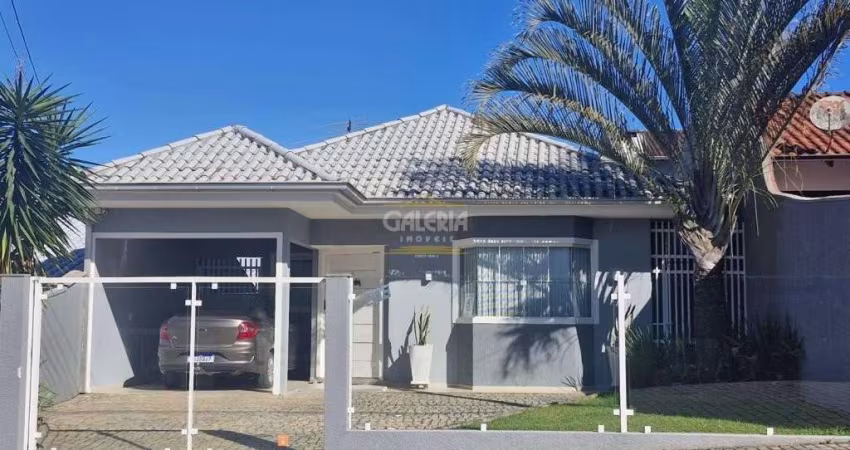 CASA no PETRÓPOLIS com 3 quartos para VENDA, 127 m²