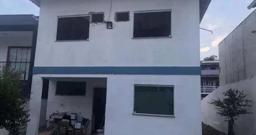 Excelente Casa em Condomínio Fechado noArsenal - São Gonçalo - RJ