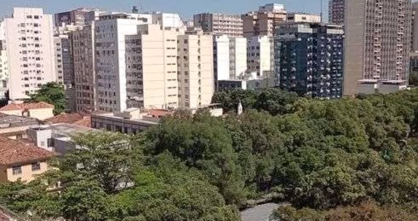 Ótimo apartamento na Rua Domingues de Sá 192 em Icaraí