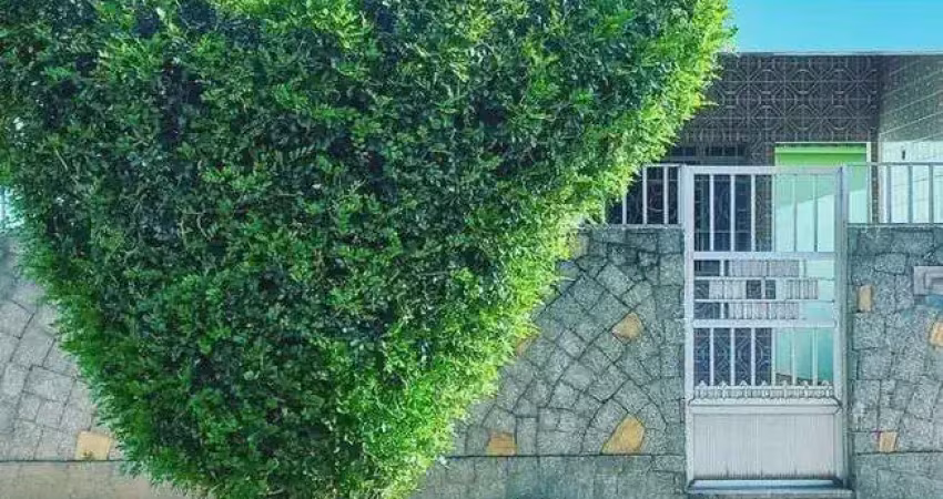 Casa com 2 quartos à venda na Rua Primeiro de Outubro, Porto Novo, São Gonçalo