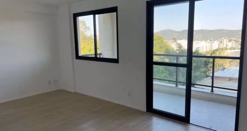 Excelente Apartamento no Condomínio Soul + no Ingá.
