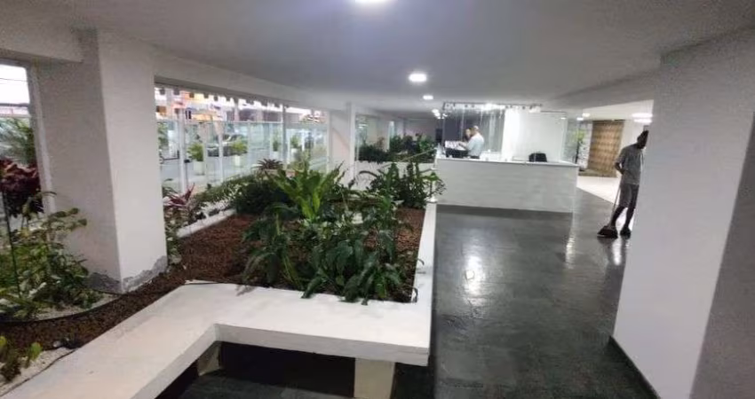 Excelente Apartamento na Capitão Zeferino no Miolo de Icarai.