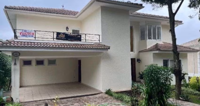 Linda Casa de 3 suítes no Condomínio Chacara Ubá