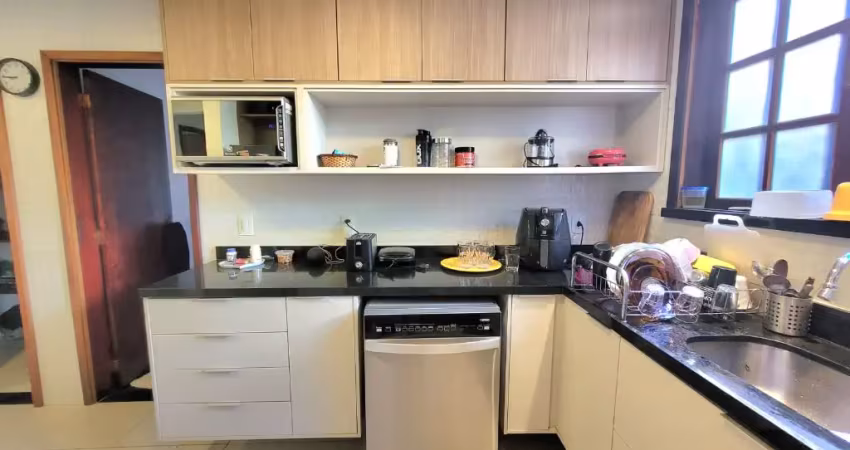 Excelente Casa em Maria Paula com Piscina