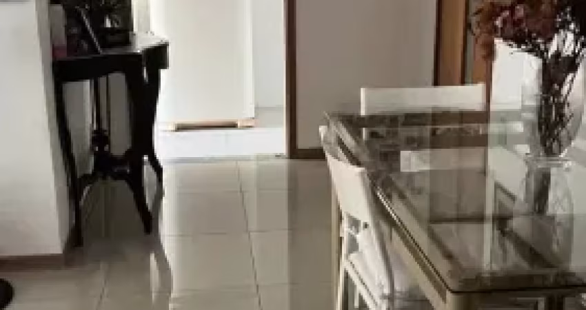Excelente Apartamento na Rua Cinco de Julho em Icarai Niterói
