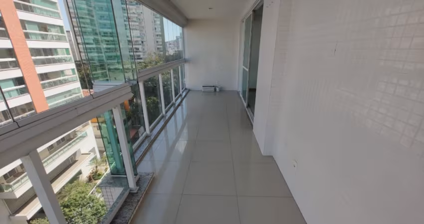 Excelente Apartamento na Rua Dom Bosco no Jardim Icarai.