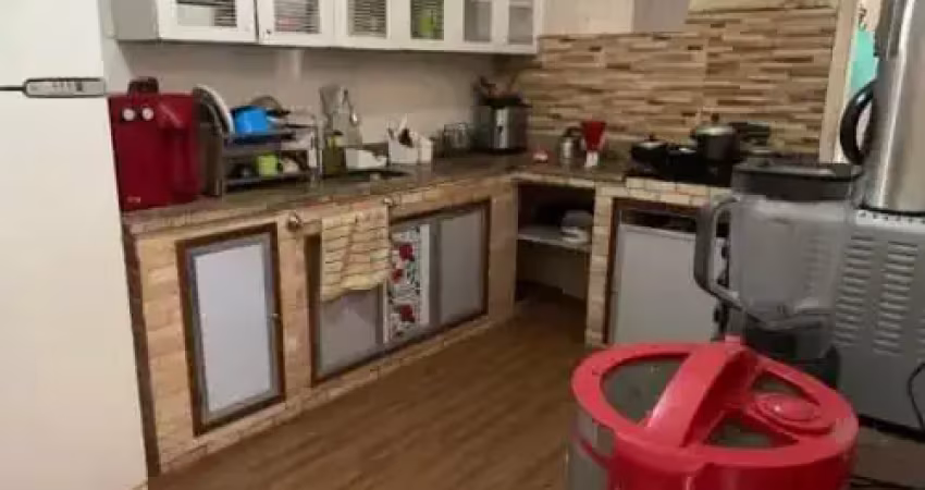 Ótima casa para locação ou venda no centro de niterói