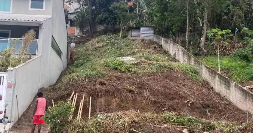 Terreno à venda na Rua Doutor Rovane Tavares Guimarães, 2, Maravista, Niterói