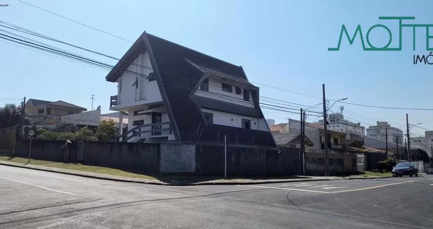 Casa para Venda em Curitiba, Capão Raso, 4 dormitórios, 2 suítes, 6 banheiros, 4 vagas