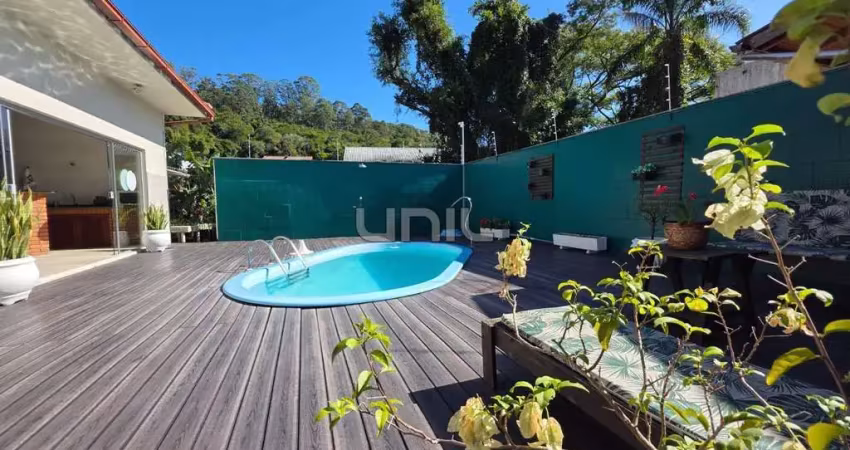 Casa com 3 quartos à venda no Córrego Grande, Florianópolis 