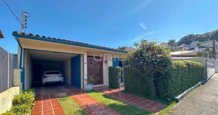 Casa com 4 quartos à venda no Coqueiros, Florianópolis 