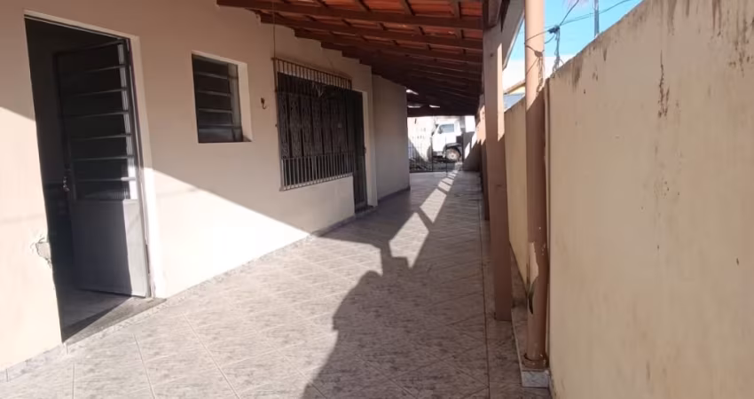 Ótima casa Lado Praia com 2 quartos, 2 banheiros em Caraguatatuba-SP