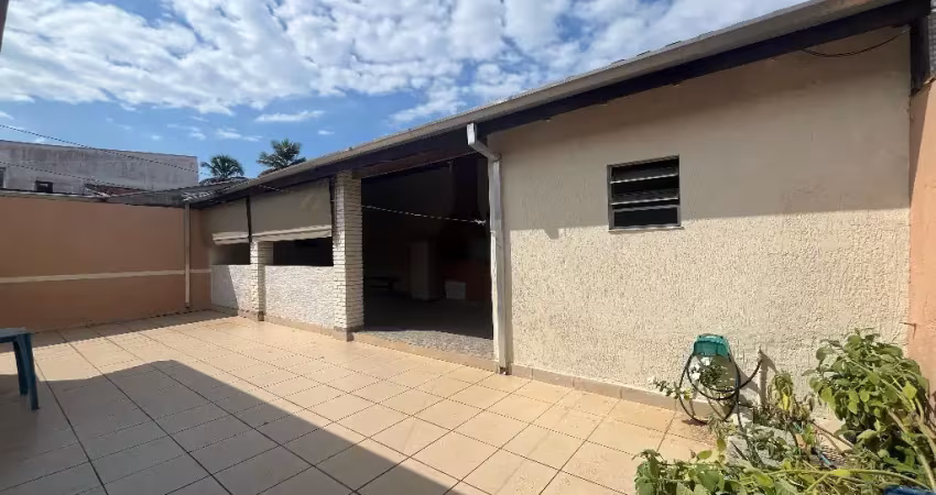 Uma casa linda e aconchegante pronta para morar e desfrutar bons momentos com a família e amigos!!